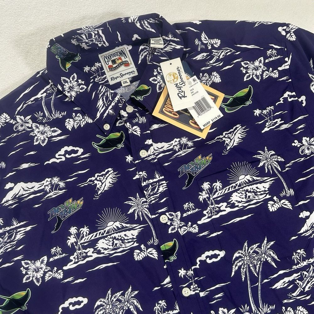 Reyn Spooner Navy and White Casual Button Down Shirt